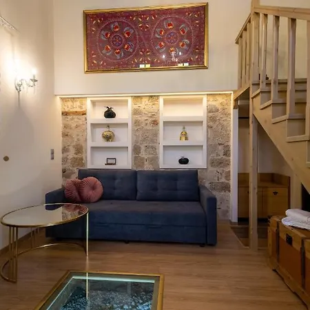 Hotel April Luxury (adults Only)