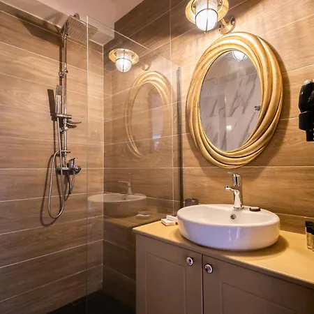 April Luxury (adults Only) 호텔 Rhodes City