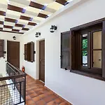 April Luxury (adults Only) 4*